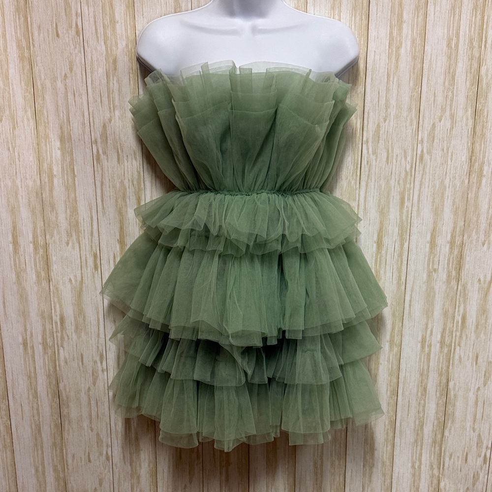 Altar’d State Green Tulle Strapless Dress